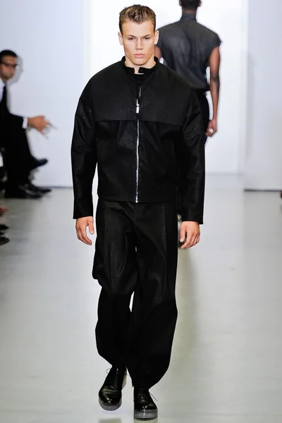 Look 33
